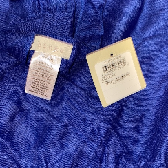 NWT Hinge Crochet Trim Pareo in Blue Dazzle - Picture 3 of 3